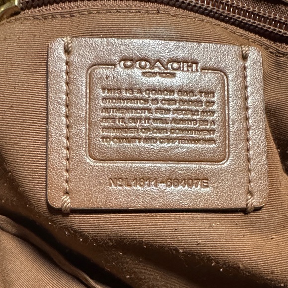 Coach Brown Large Crossgrain Street Tote bag. - Picture 13 of 14